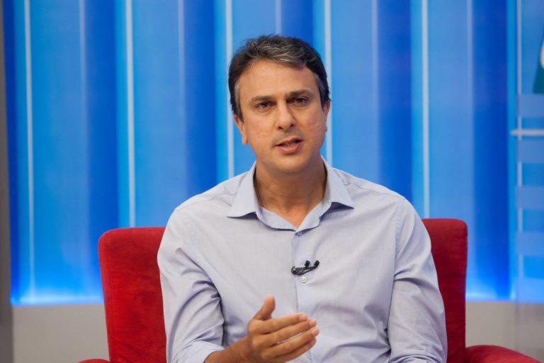 Governador Camilo se antecipa e declara apoio a chapa Ciro/Haddad presidente