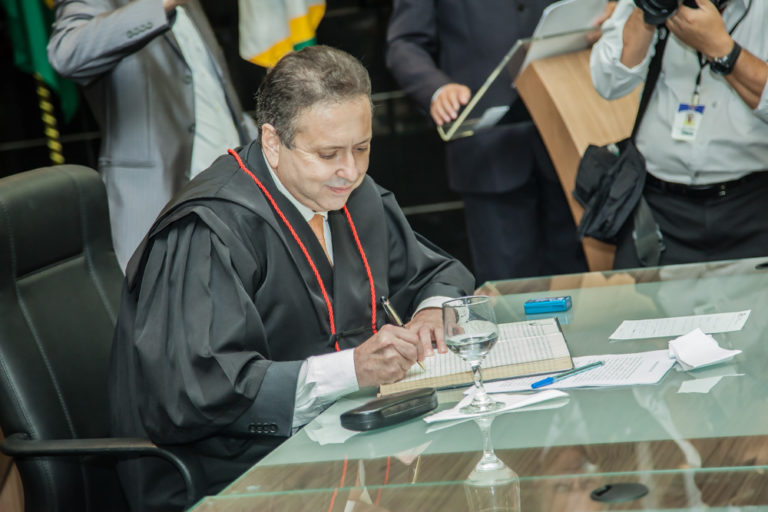 Domingos Filho (TCM) alfineta governador Camilo Santana (PT)