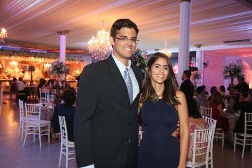 Leonardo Amaral e Sarah Viana