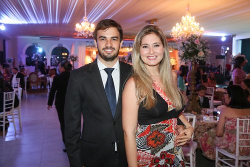 Renan Sampaio e Clarissa Candeia