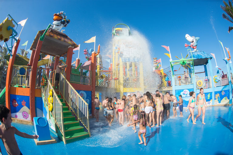 Beach Park traz programação especial de Páscoa com chocolate e diversão para o feriado