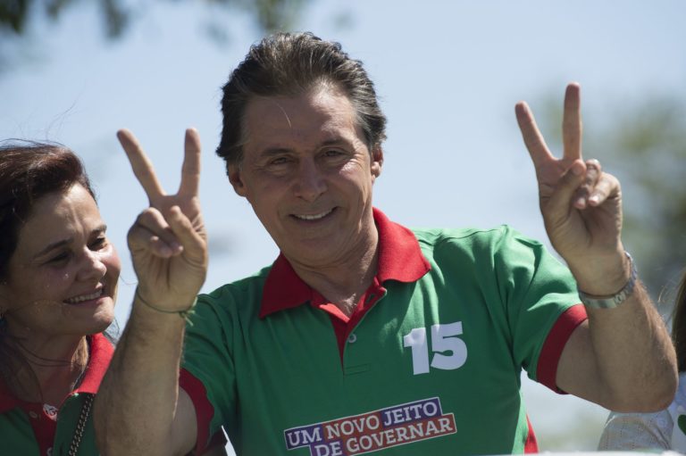 Eunício está sem sedação e já responde aos reflexos na UTI