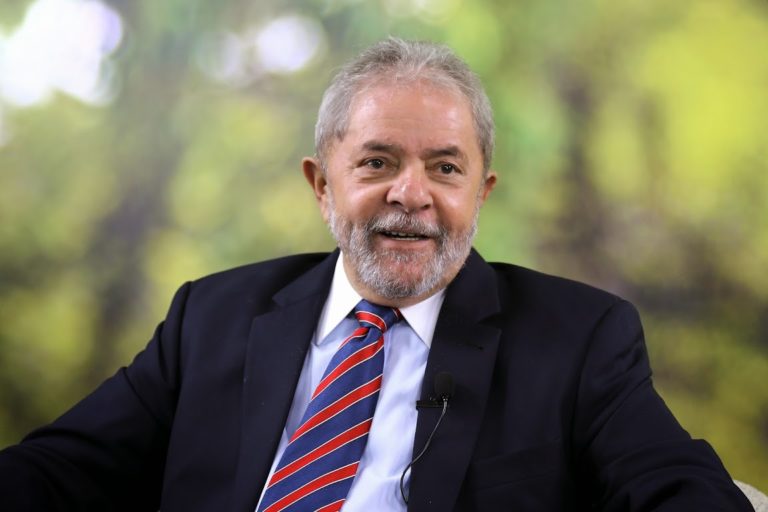 Lula é denunciado pela 8ª vez, dessa vez por suspeita de corrupção passiva