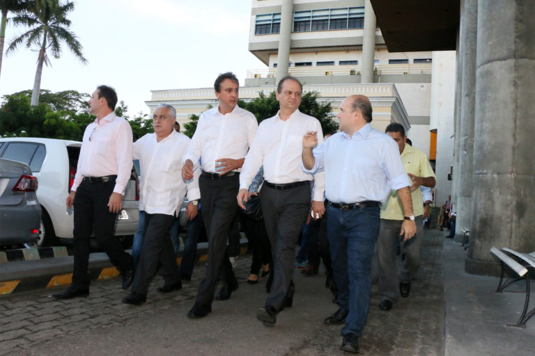 O estado, incluindo Fortaleza gastou com 77 (UPAs) e 9 (UBSs) que nunca foram abertas de fato, aponta levantamento