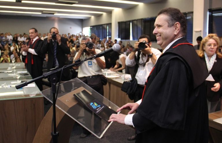 Por meio de nota Domingos Filho (TCM-CE) nega envolvimento político no afastamento de prefeito