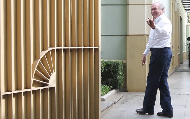 Relator vota pela rejeição da denúncia contra Michel Temer