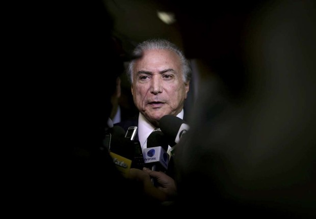 Censura / Presidente Michel Temer ataca e intimida a imprensa brasileira