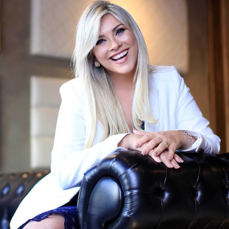 Empresária Genice Brandão arma festão para brindar seu aniversário