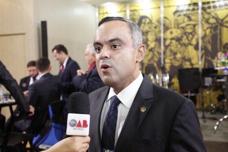 Advogados cobram posicionamento da OAB-CE sobre violência no Estado