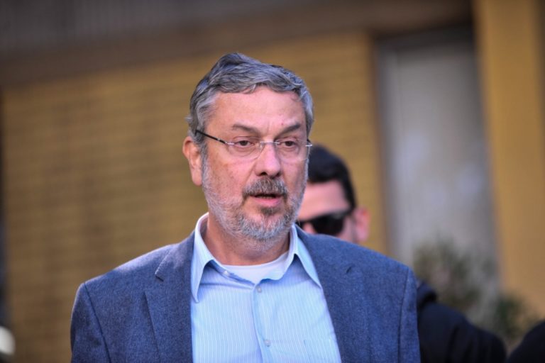 Lava Jato / Palocci delata Lula e Dilma em sigilo à PF