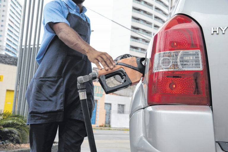 R$ 1,1 bilhão é o valor que rende do ICMS sobre o combustível no Ceará