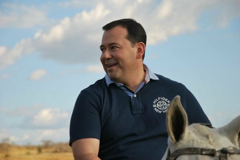 Câmara Municipal cassa prefeito de Tauá Carlos Windson (PR)