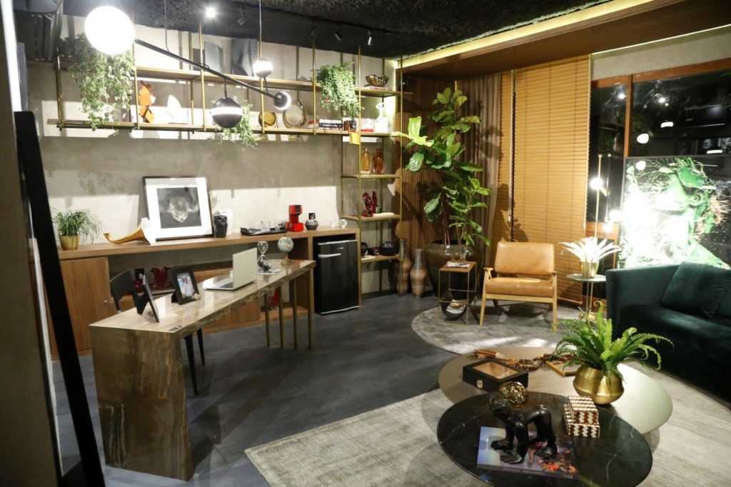 13B4E332 8255 487A 9813 BD765B1E317C