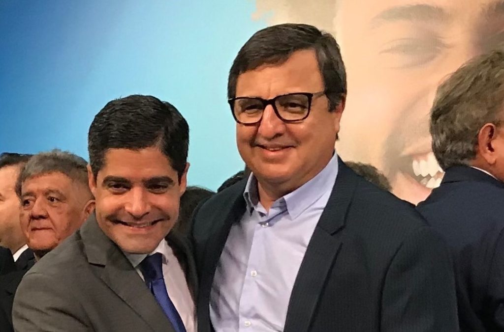 069E678B D394 4CA2 8A9F 04404F51A04F