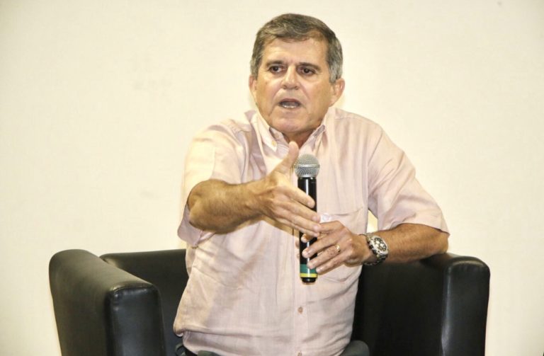 Theóphilo: “Políticos, juízes, desembargadores e até o exército estão envolvidos com o tráfico.”