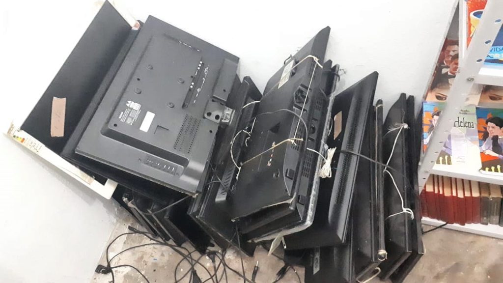 2693DF13 AC98 4A50 9879 F6E62A6CF9E9