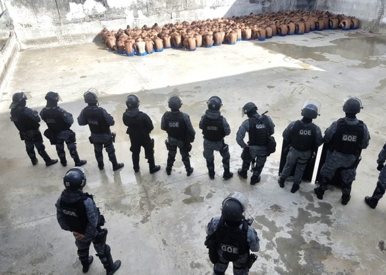 Ceará / Cada preso custa R$: 2 mil mês, por ano são 60 milhões pagos pelo contribuinte cearense