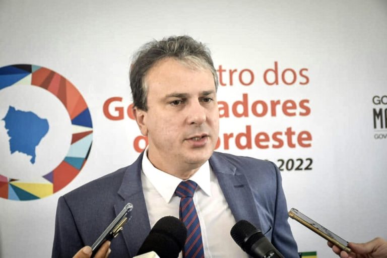 Após ajuda ao Ceará, Camilo Santana (PT) ataca governo Bolsonaro e suas reformas