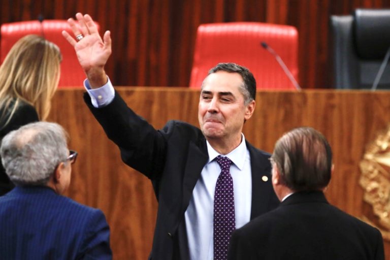 “Precisamos da reforma, sem reformas o país vai quebrar”, diz ministro Barroso