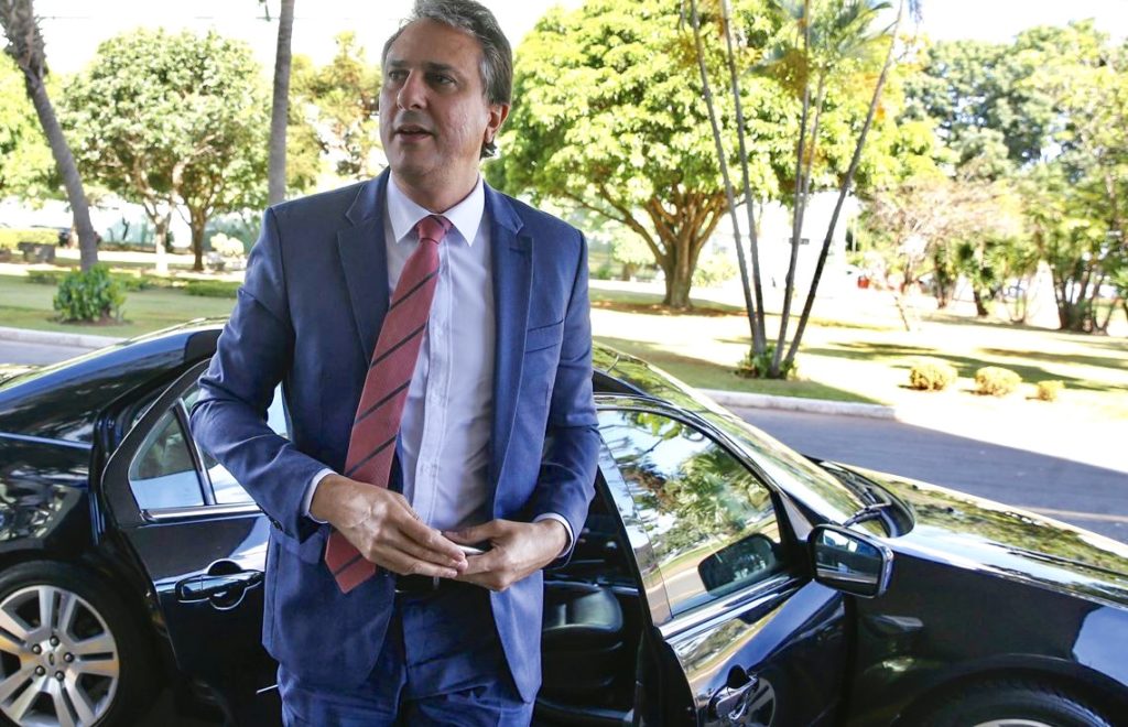 4E1975C7 AED4 49EA 9869 FE2B2F4390C6