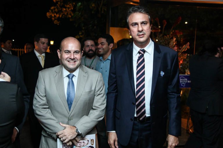 Governador cria projeto de Lei que taxará aplicativos de Delivery no Ceará