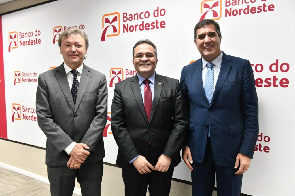 CB6E6C57 42F8 4616 B7F2 246E6C20A692