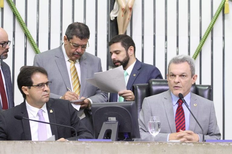 A favor do ‘Ceará Sem Drogas’ Assembleia contraria e impulsiona estádios com bebidas