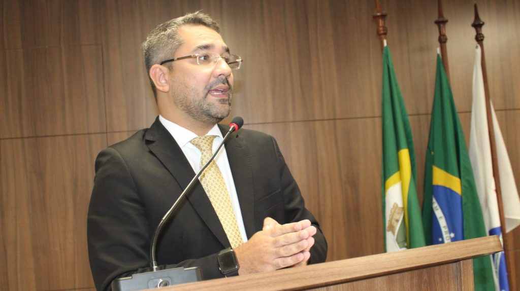 cropped 1009A6B5 5FD4 4BAD 94E6 E5B7588EAF57