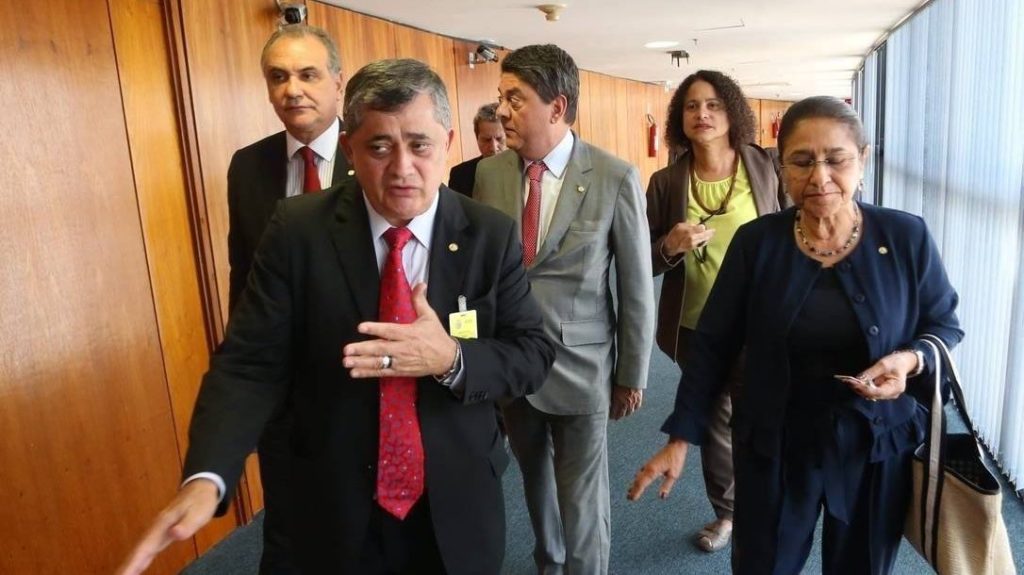 cropped AB7C1F70 E9EE 4061 879A F8FCB787D745