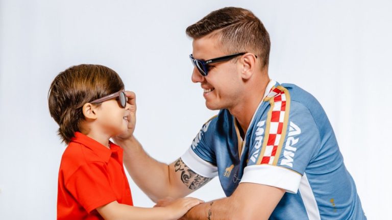 Deixe seu pai ainda mais estiloso com óculos Ferrovia Eyewear neste Dia dos Pais