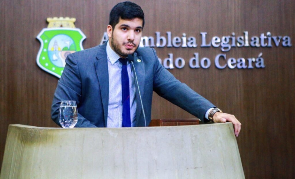 5DE5C766 FC0B 44CA 93B6 F7196327C295