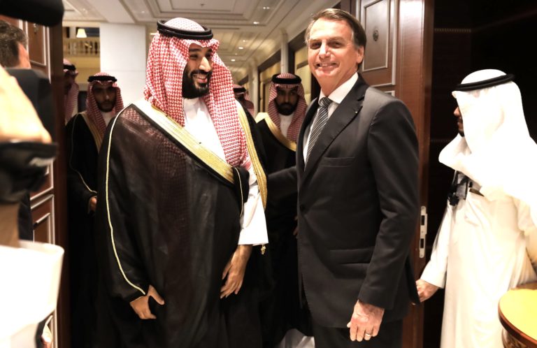 Arábia Saudita anuncia investimento de US$ 10 bilhões no setor de óleo, gás e agrícola no Brasil