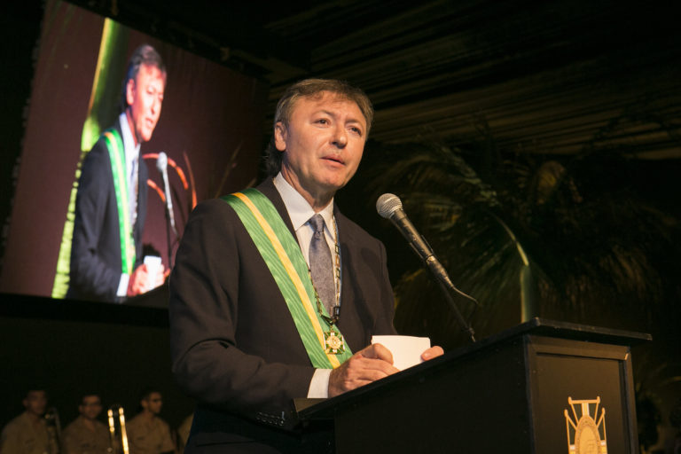 Presidente do sistema Fecomércio é agraciado com o título de cidadão de Iguatu