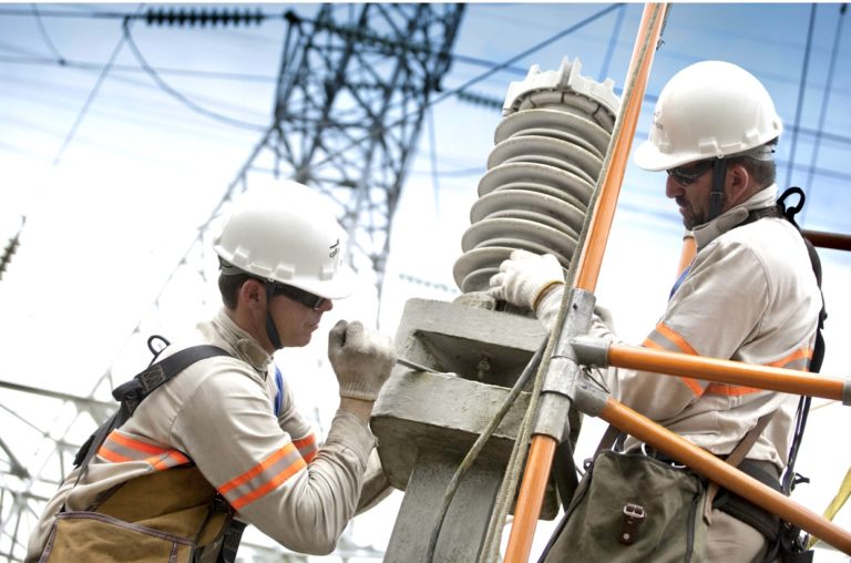 Justiça do Ceará determina que Enel devolva em dobro taxas cobradas irregularmente desde 1988