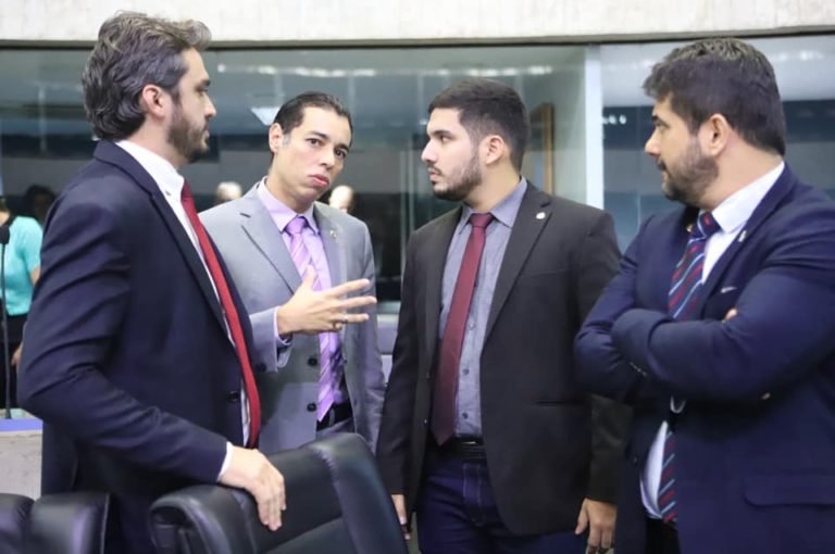 André Fernandes (PSL) avalia ano e cita perseguição política da Assembleia