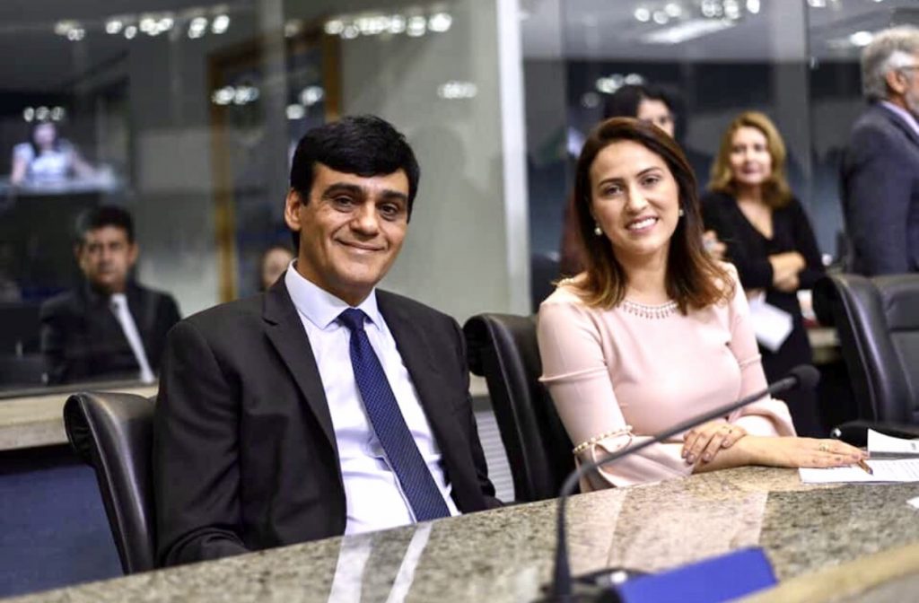 E43B239B 74EC 4F60 AC2E CD3294B48E09