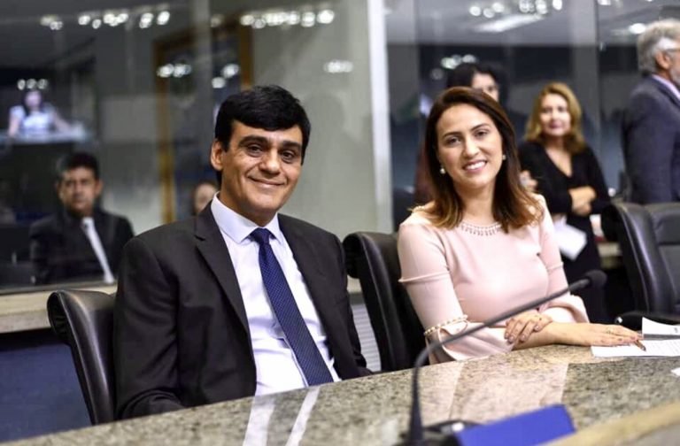 Prefeito de Caucaia é acusado de perseguição política para eleger esposa Deputada Estadual