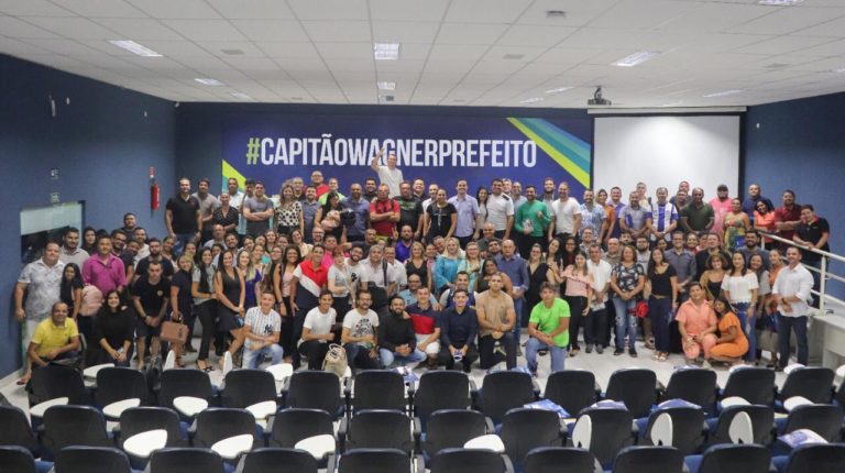 Pré-candidato a prefeito de Fortaleza, deputado Capitão Wagner reúne grupo político do PROS em encontro estratégico no bairro Parangaba