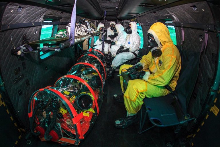 Os dois aviões da FAB com os 34 brasileiros que estavam na China já pousaram em Anápolis