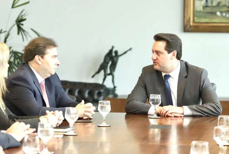 Empresários do Paraná e do Distrito Federal acionam justiça para pedir suspensão de pagamento de impostos