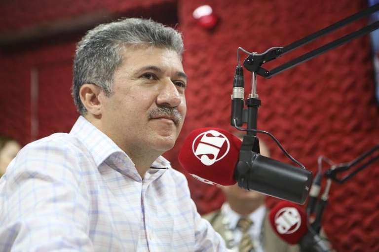 Novos servidores da Câmara de Vereadores de Fortaleza tomam posse durante o ‘II Seminário de Aperfeiçoamento Parlamentar’