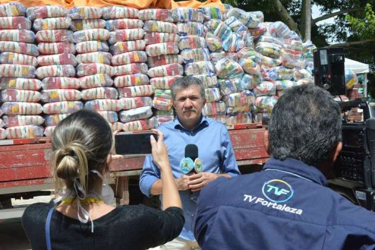 Câmara Municipal de Fortaleza doa e entrega 17 mil quilos de alimentos à campanha “Supera Fortaleza”