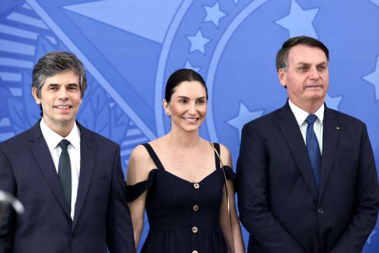 Veja alguns dos motivos que fizeram Teich pedir demissão do Ministério da Saúde