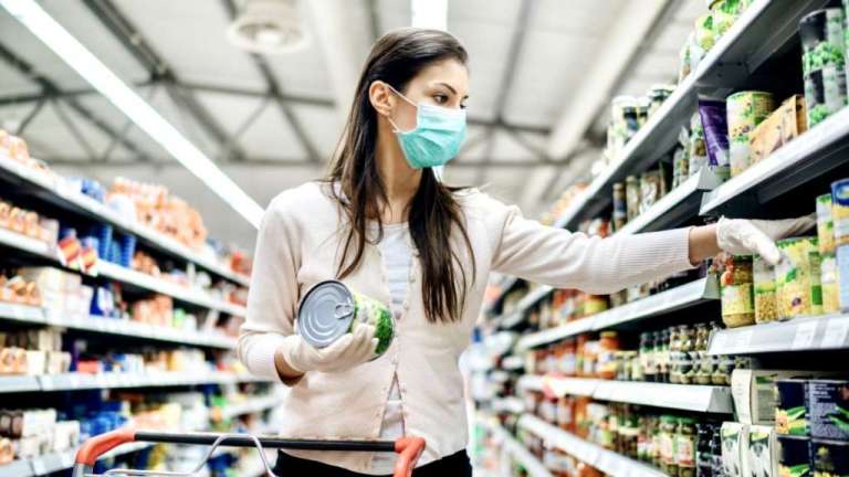 Fecomércio lança e-books que simplificam e organizam fases de retomada e protocolos para reabertura do comércio