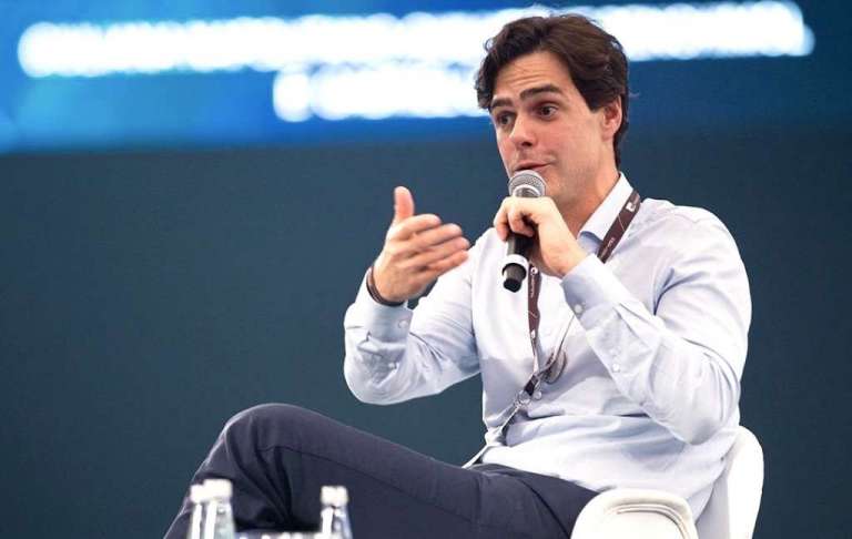 Sócias, Itaú e XP Investimentos se degladiam no mercado financeiro