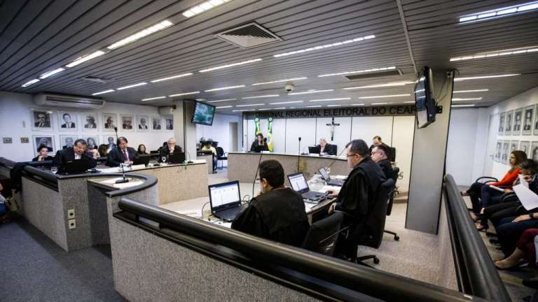 Tribunal de Justiça do Ceará escolhe lista tríplice para juiz substituto no TRE-CE