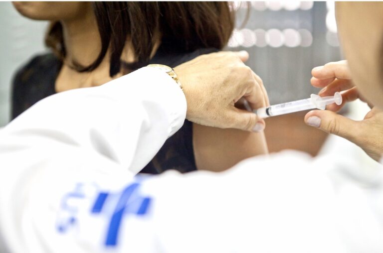 30 milhões de brasileiros receberão vacina da Covid em dezembro