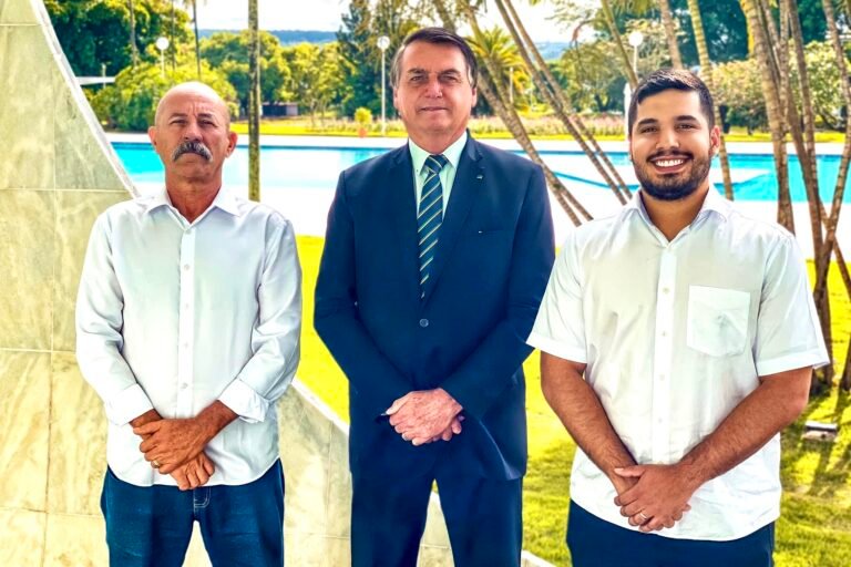Dep.André Fernandes emplaca apoio de Bolsonaro à apadrinhado político em Fortaleza