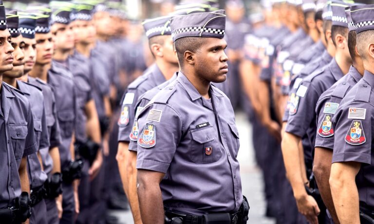 Número de policiais mortos cresceu 10% no Brasil, diz Fórum Brasileiro de Segurança