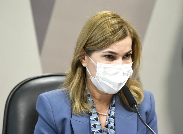“Me respeite senador, não sou mentirosa”, diz Mayra em CPI da Covid